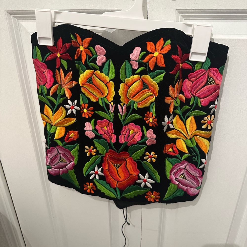 Floral Embroidered Black Bustier